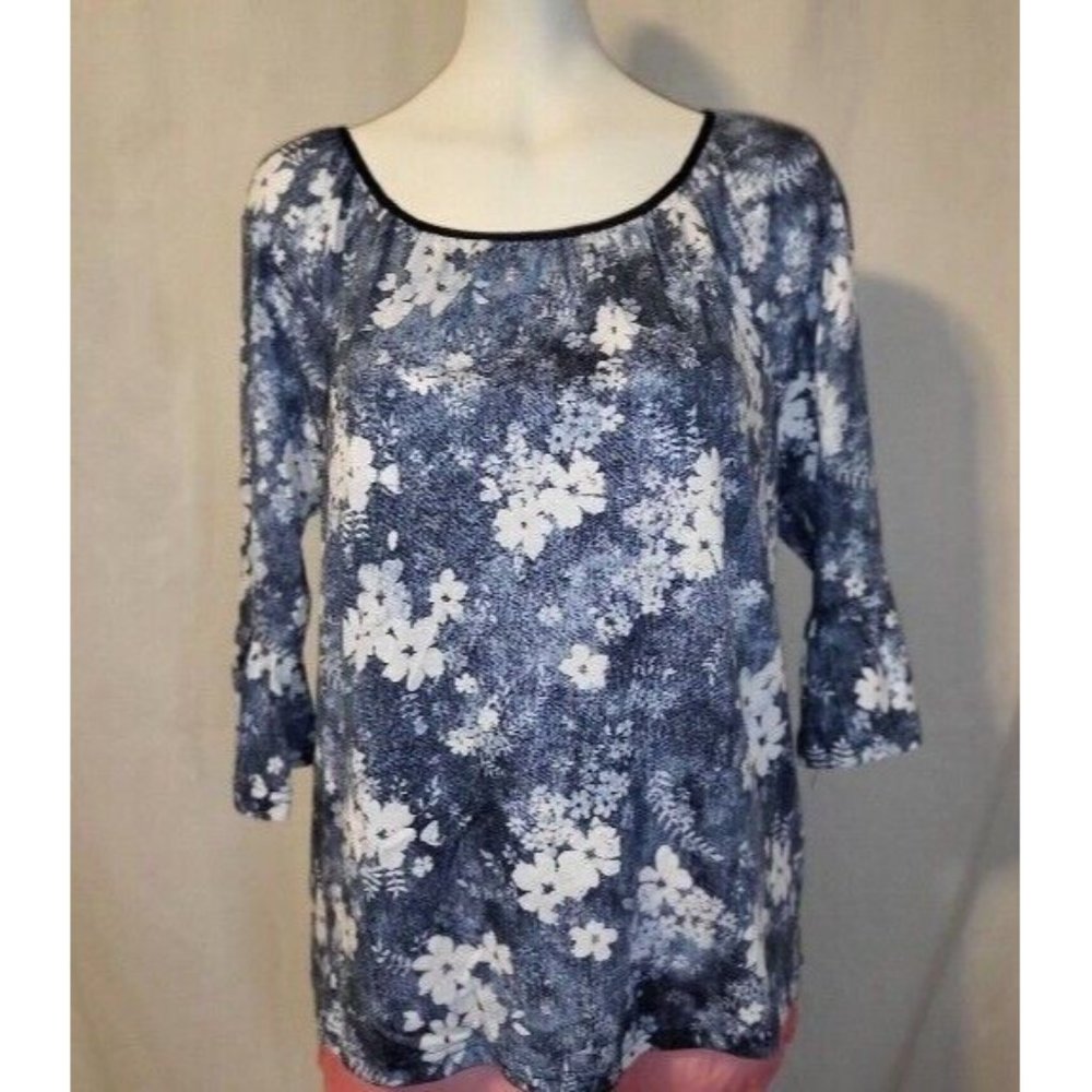 Michael Kors, Navy & White Floral Design Blouse Size Large 3/4 Bell Sleeve, NWOT